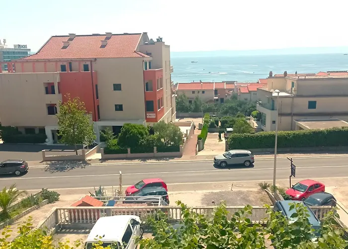 Apartment 15 Makarska